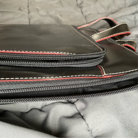 GUC ( with flaws) Lodis Leather Attache/Briefcase with strap. - Picture 7 of 8